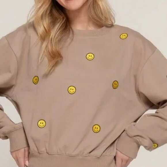 Cropped Happy Face Sweatshirt - Picture 2 of 5
